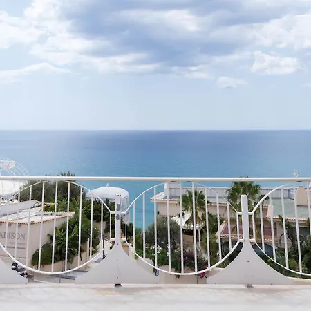 Гостевой дом La Terrazza Sul Mare Реальмонте