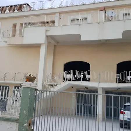 La Terrazza Sul Mare Гостевой дом *